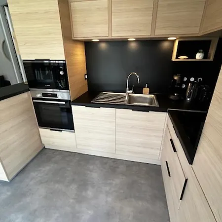 - 40 M Comfort With Garden *